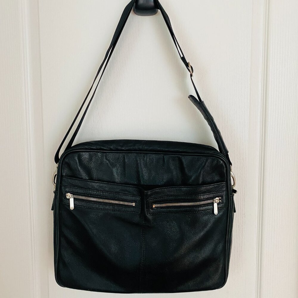 Danier Black Leather Messenger Adjustable Crossbody Bag with Front Pockets